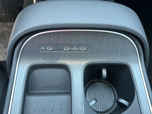 New 2026 Creamy White Pearl Hyundai SEL 8P image 29