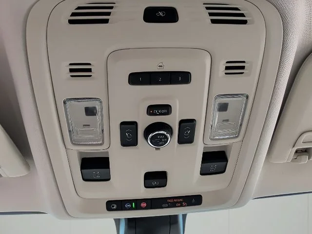Used 2021 Black GMC Denali image 33