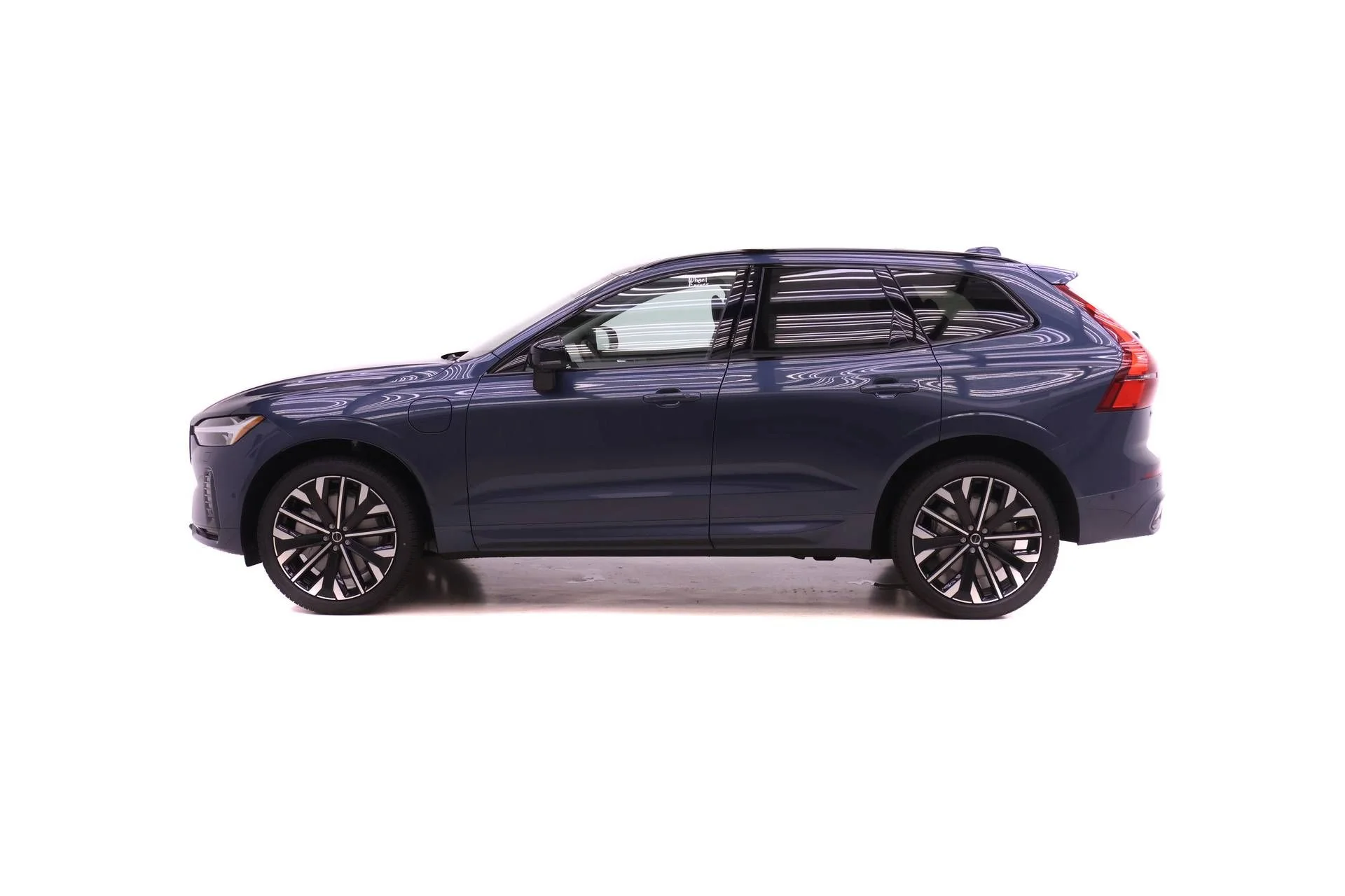 New 2026 Denim Blue Volvo Ultra image 3