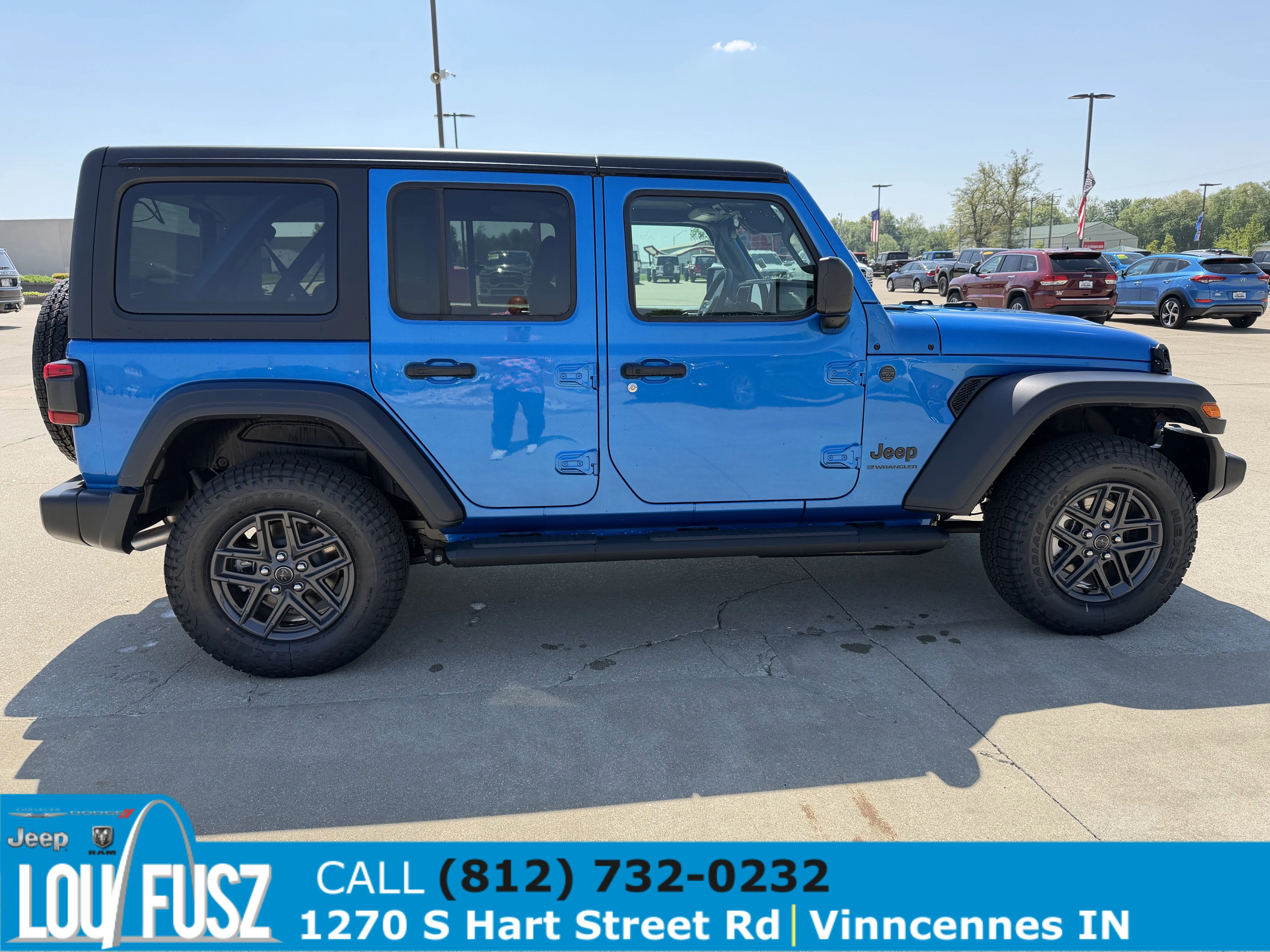 New 2026 Hydro Blue Pearl-Coat Exterior Paint Jeep Sport S image 8