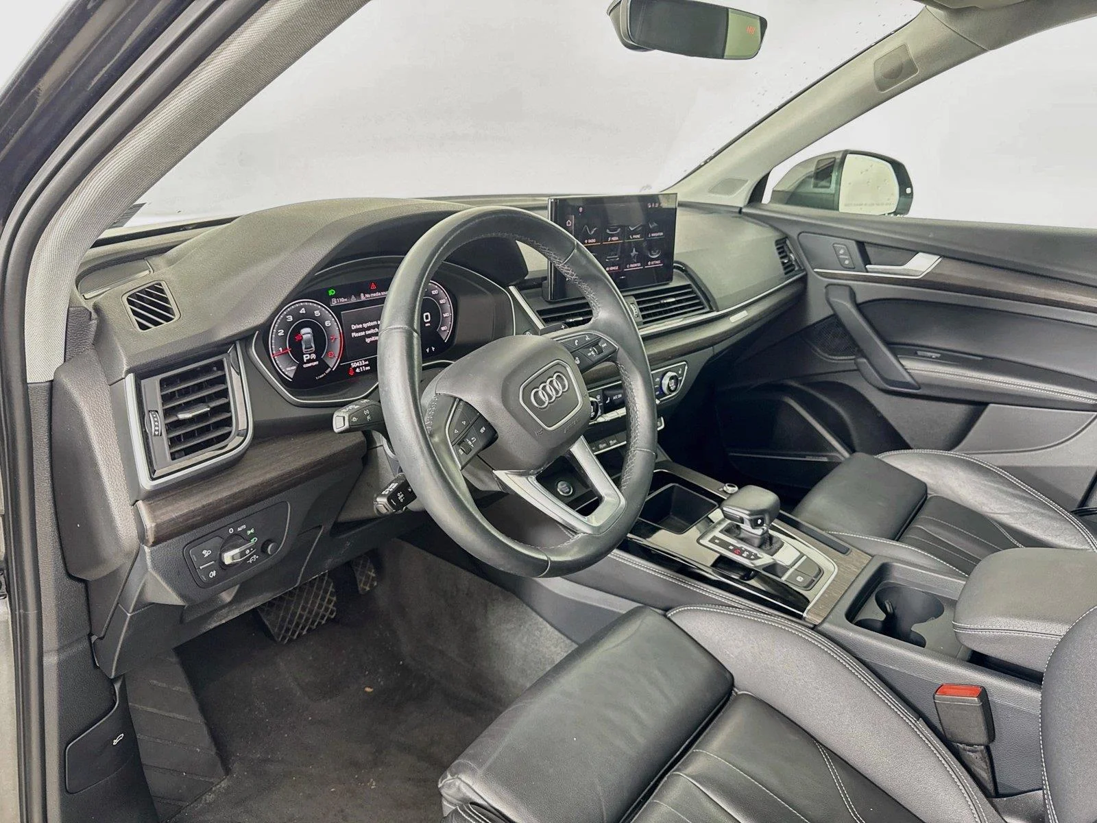 Used 2024  AUDI PREMPLS image 9