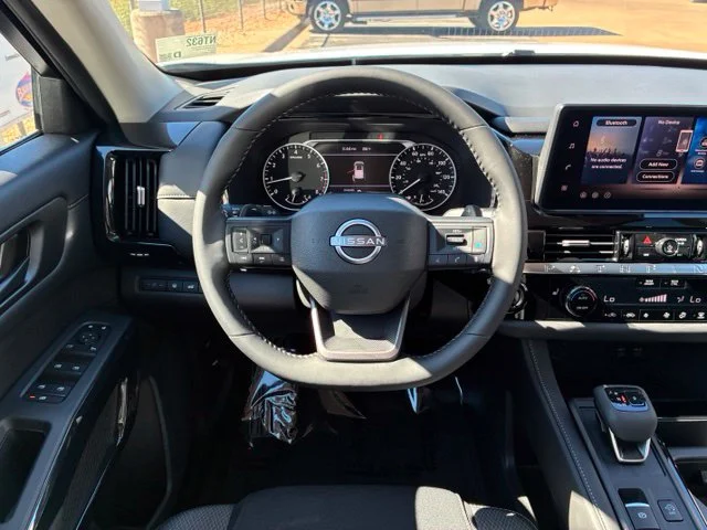 New 2026 Everest White Pearl Tricoat Nissan SV image 14