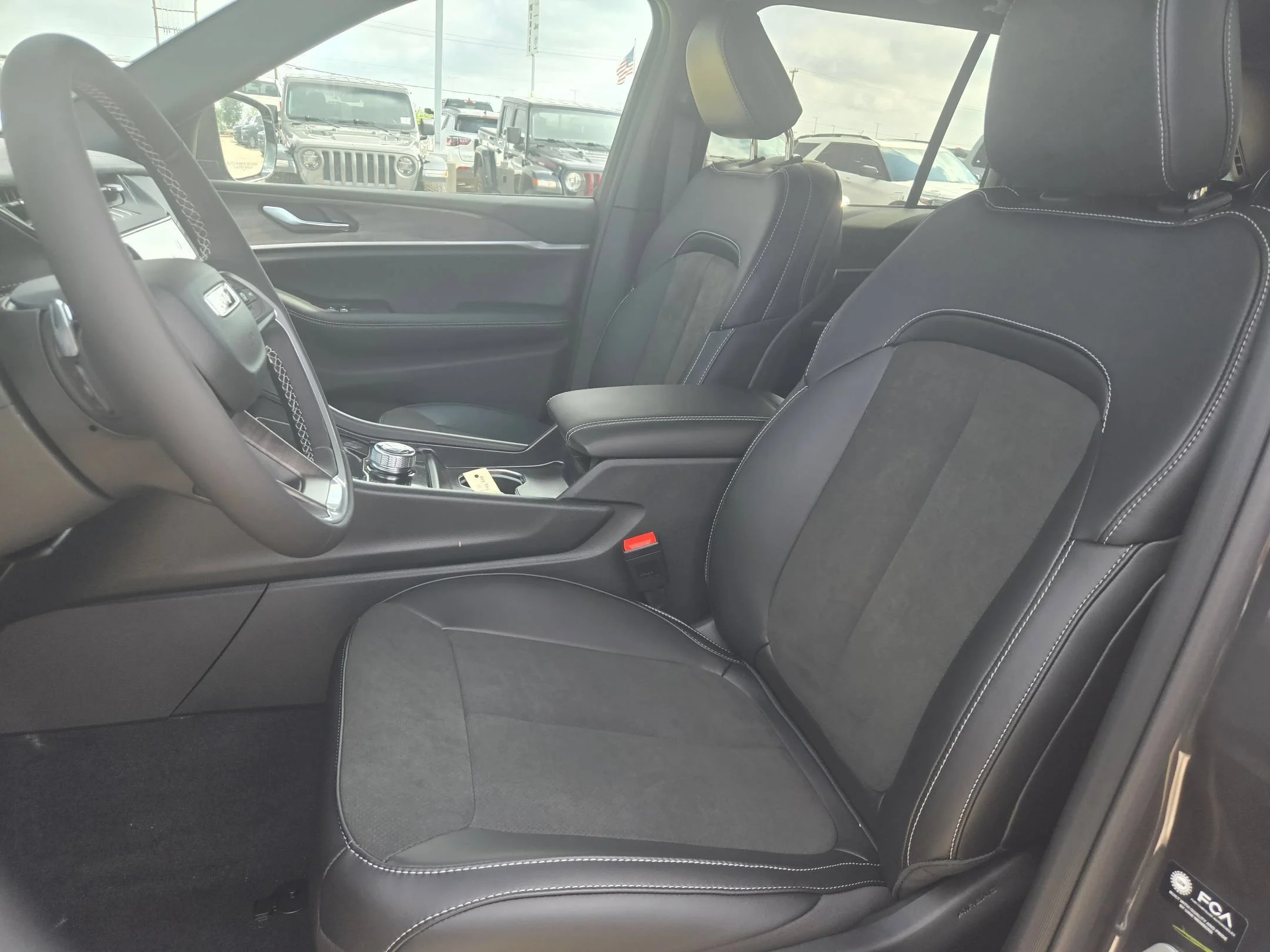 New 2026 Baltic Gray Metallic Clearcoat Jeep Laredo Altitude image 10