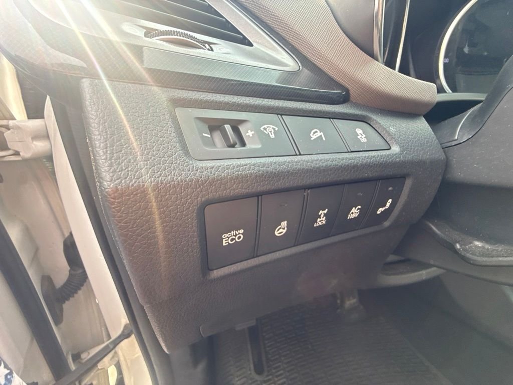 2016 Hyundai Santa Fe SE - Photo 21