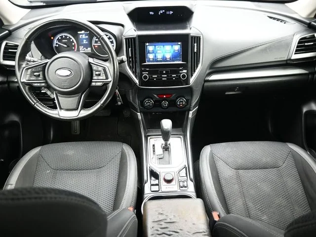 Used 2020 Black Subaru Premium image 18