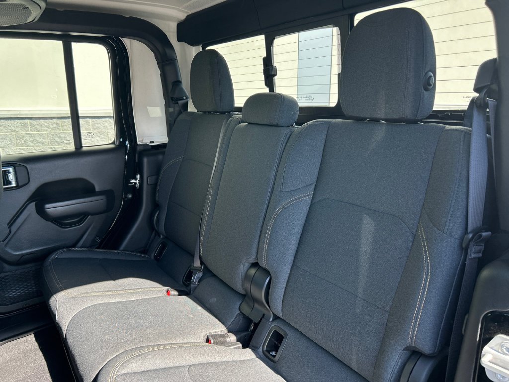 Used 2024 Black Jeep Sport S image 22