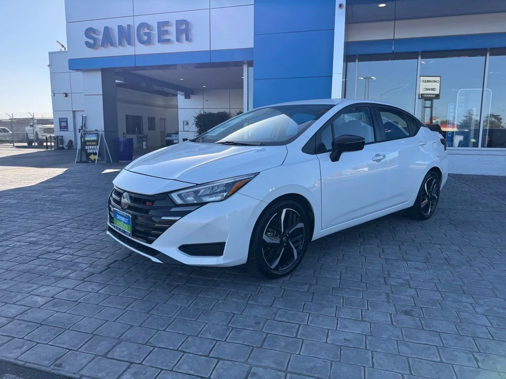 Used 2025 White Nissan 1.6 SR image 4