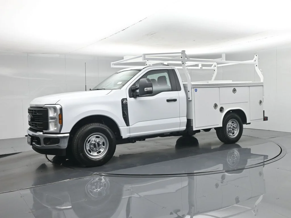 New 2026 White Ford XL image 30