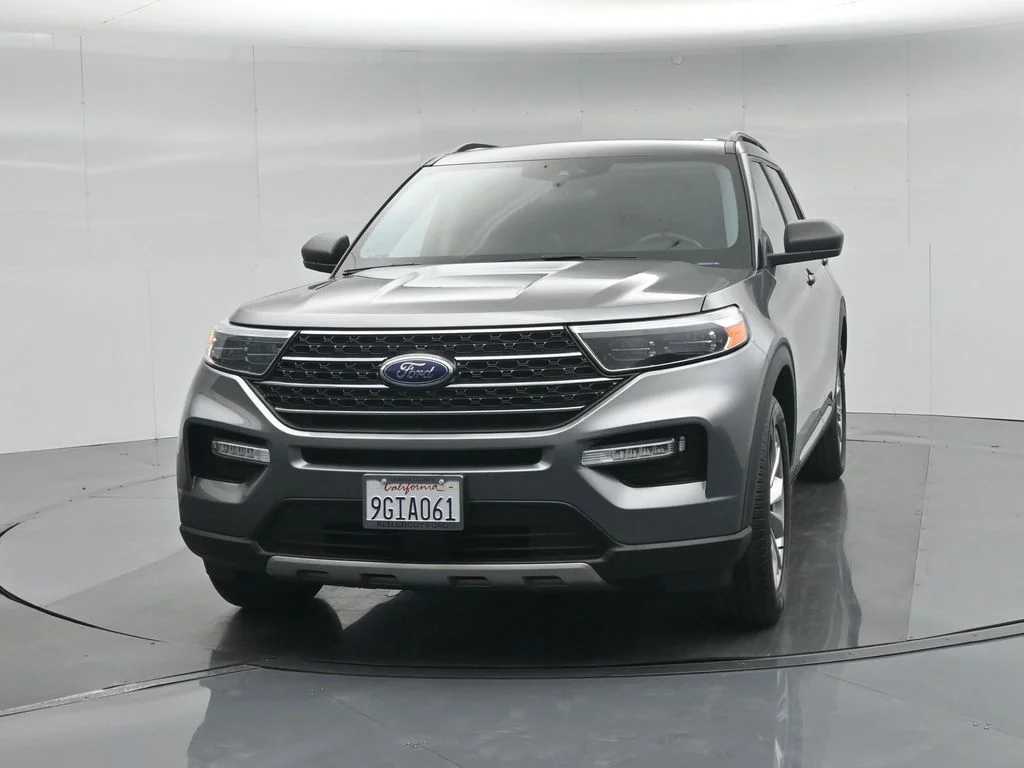 Certified Used 2023 Gray Ford XLT image 61