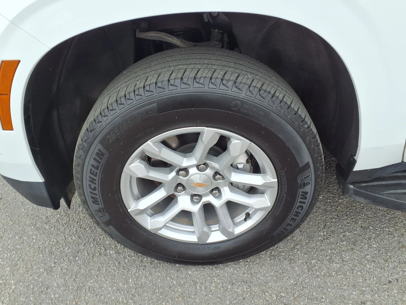 Used 2025 Summit White Chevrolet LT image 20