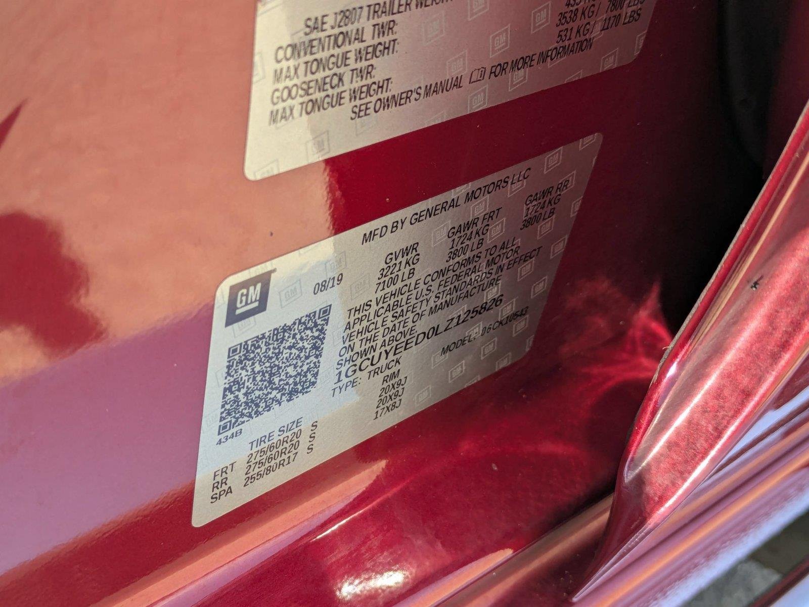 Used 2020 Cajun Red Tintcoat Chevrolet RST image 36