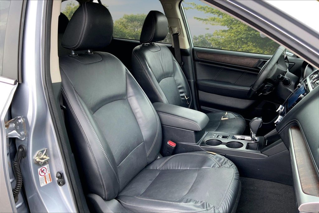 Used 2019 Silver Subaru 2.5i image 29