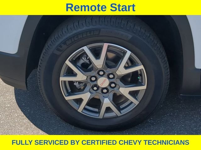 Used 2023 White GMC SLE image 19