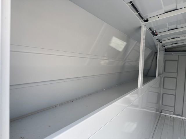 New 2025 Summit White GMC 1WT image 19