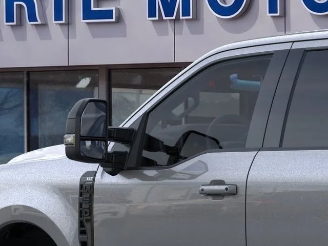 New 2026 Carbonized Gray Metallic Ford XLT image 42