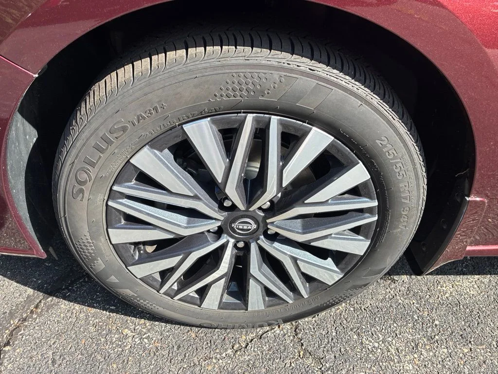 Certified Used 2024 Red Nissan 2.5 SV image 11