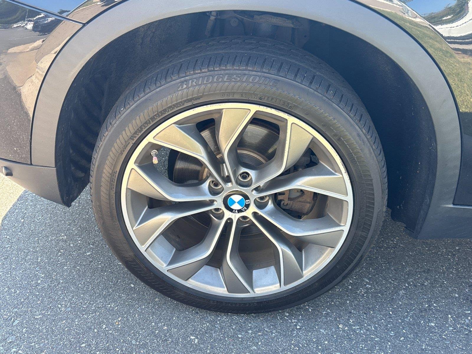 Used 2017 Black Sapphire Metallic BMW xDrive28i image 9