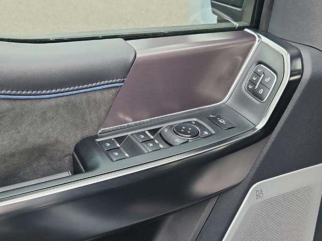 2026 Ford F-250 Super Duty Platinum - Photo 10