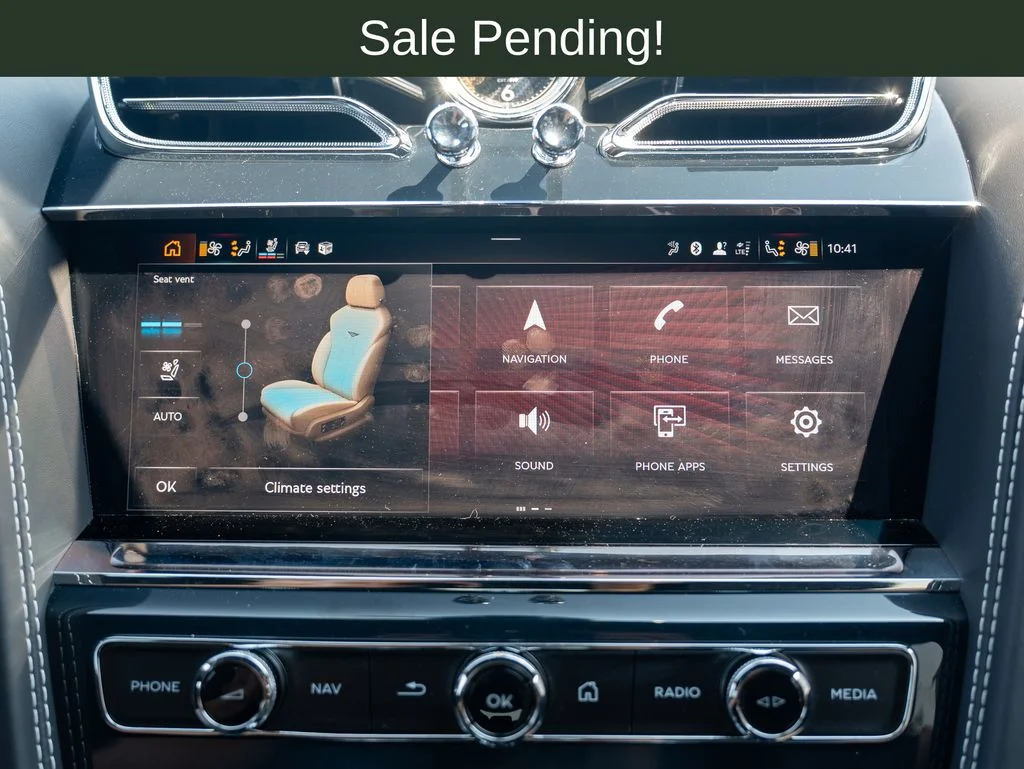 Used 2024 Black Bentley Azure image 31