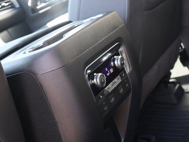 2026 GMC Yukon AT4 - Photo 19