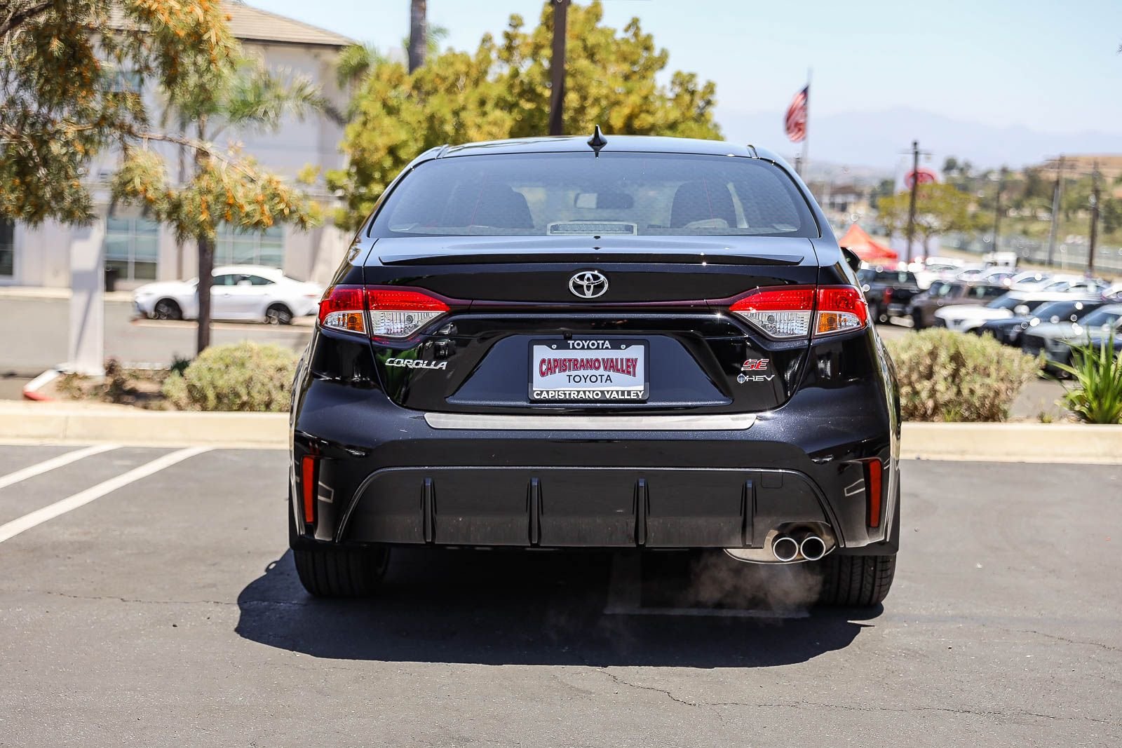 New 2026 Midnight Black Metallic Toyota  SE image 5