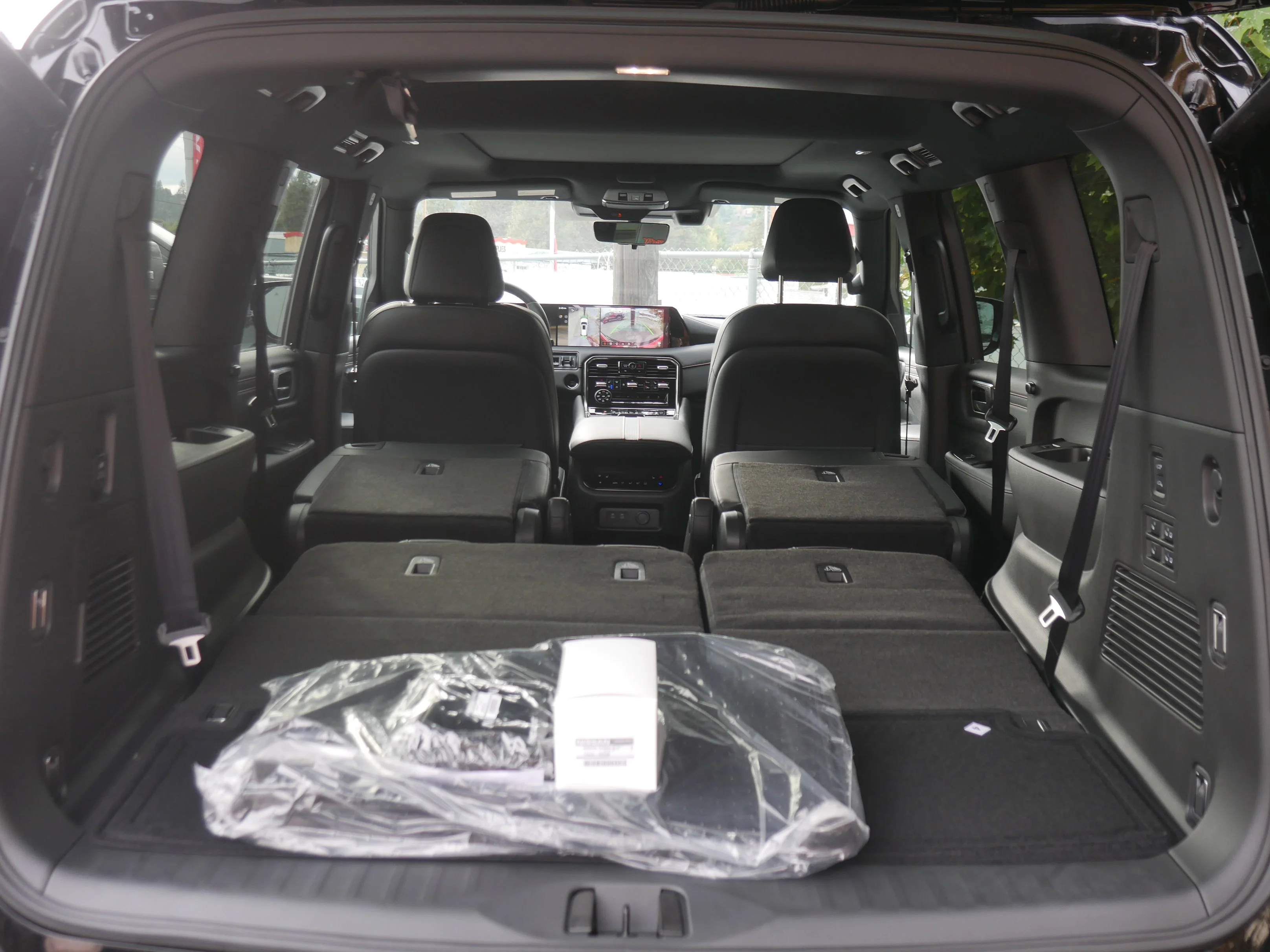 2026 Nissan Armada PRO-4X - Photo 26