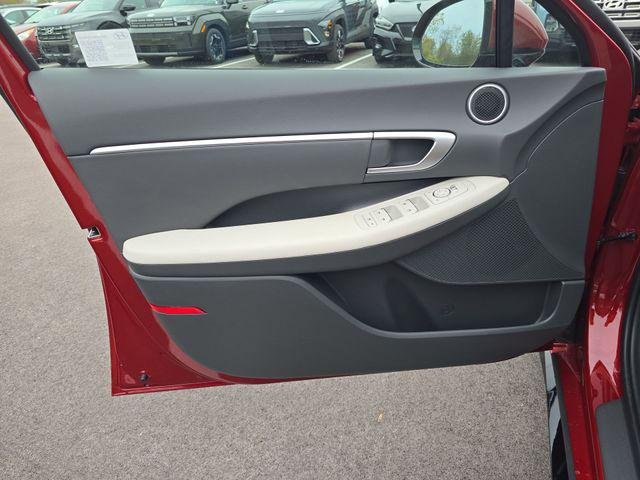 New 2025 Red Hyundai SEL image 13