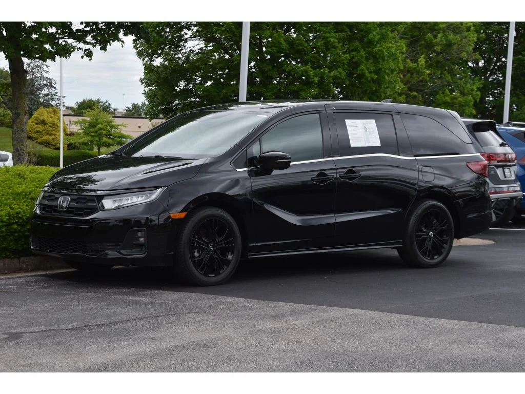 Used 2025 Blk Honda Sport-L image 8