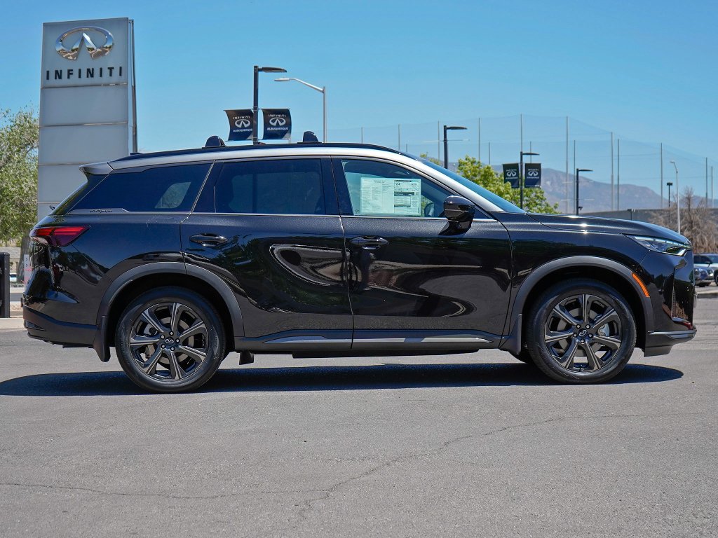 New 2027 2T MNRL BLK INFINITI Autograph AWD image 11
