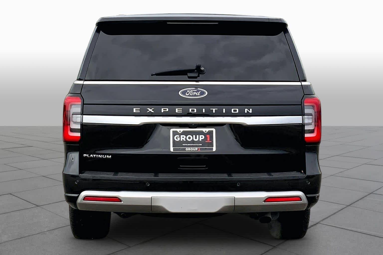 Used 2023 Agate Black Ford Platinum image 5