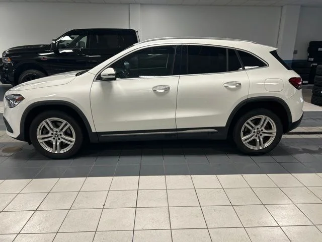 Used 2021 Polar White Mercedes-Benz GLA 250 image 4