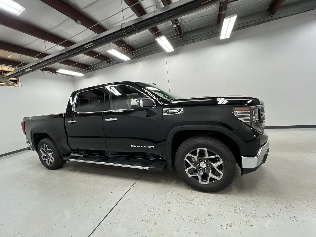 2026 GMC Sierra 1500 SLT - Photo 67
