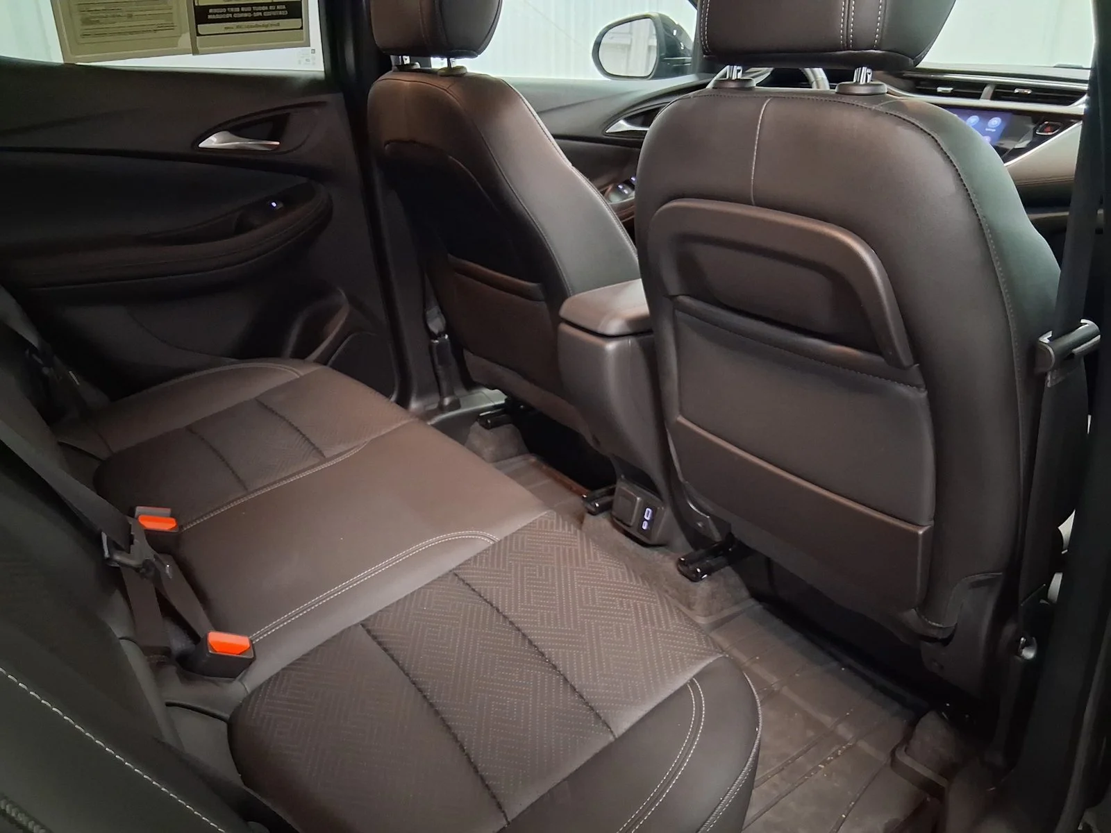 Used 2023 Black Buick Essence image 20