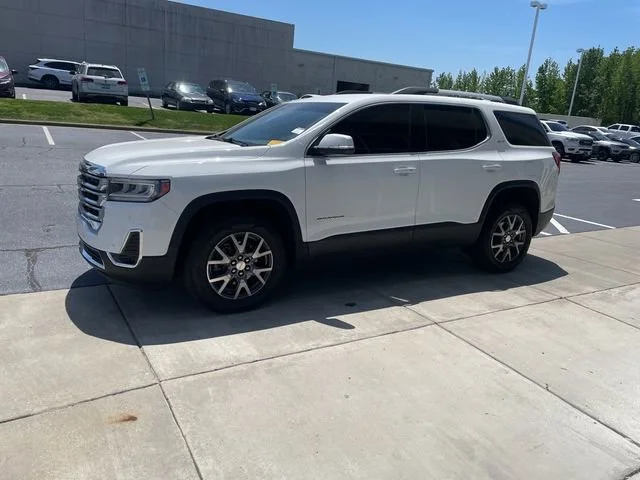 2023 GMC Acadia SLT FWD's photo
