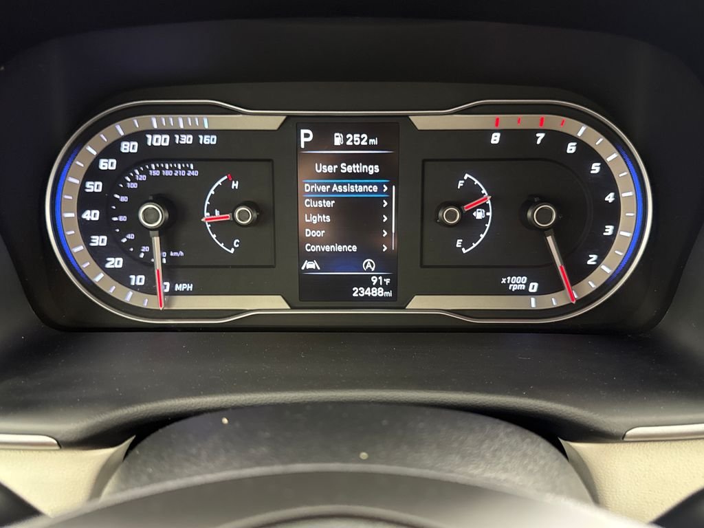 2022 Hyundai Tucson SE - Photo 17