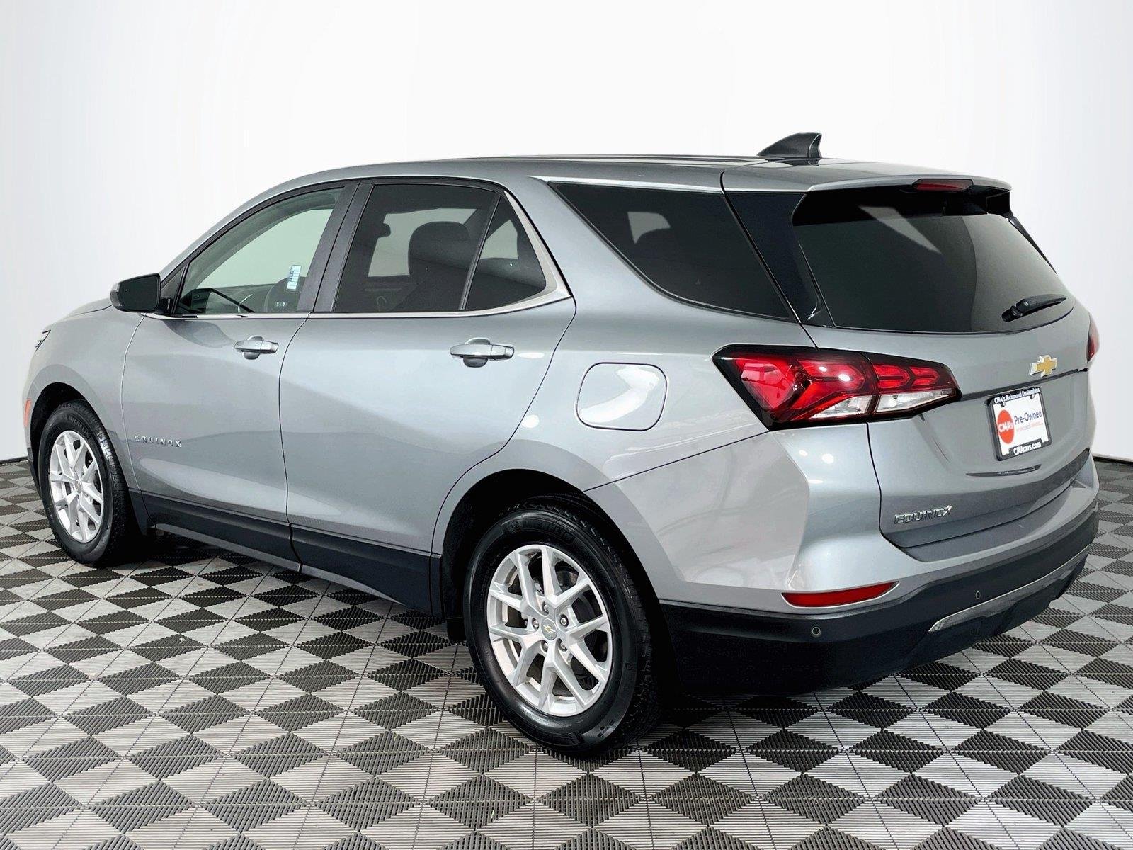 Used 2024 Sterling Gray Metallic Chevrolet LT image 6