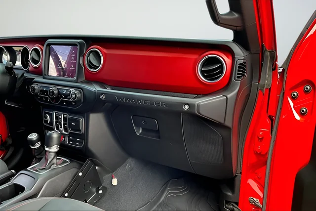 Used 2018 Red Jeep Unlimited Rubicon image 21
