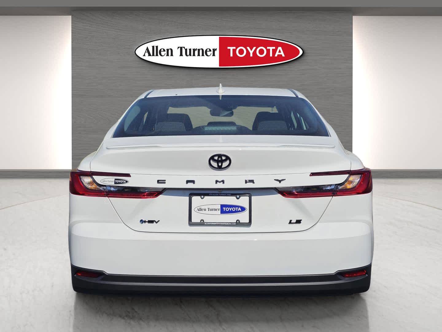 New 2026 Ice Cap Toyota LE image 7