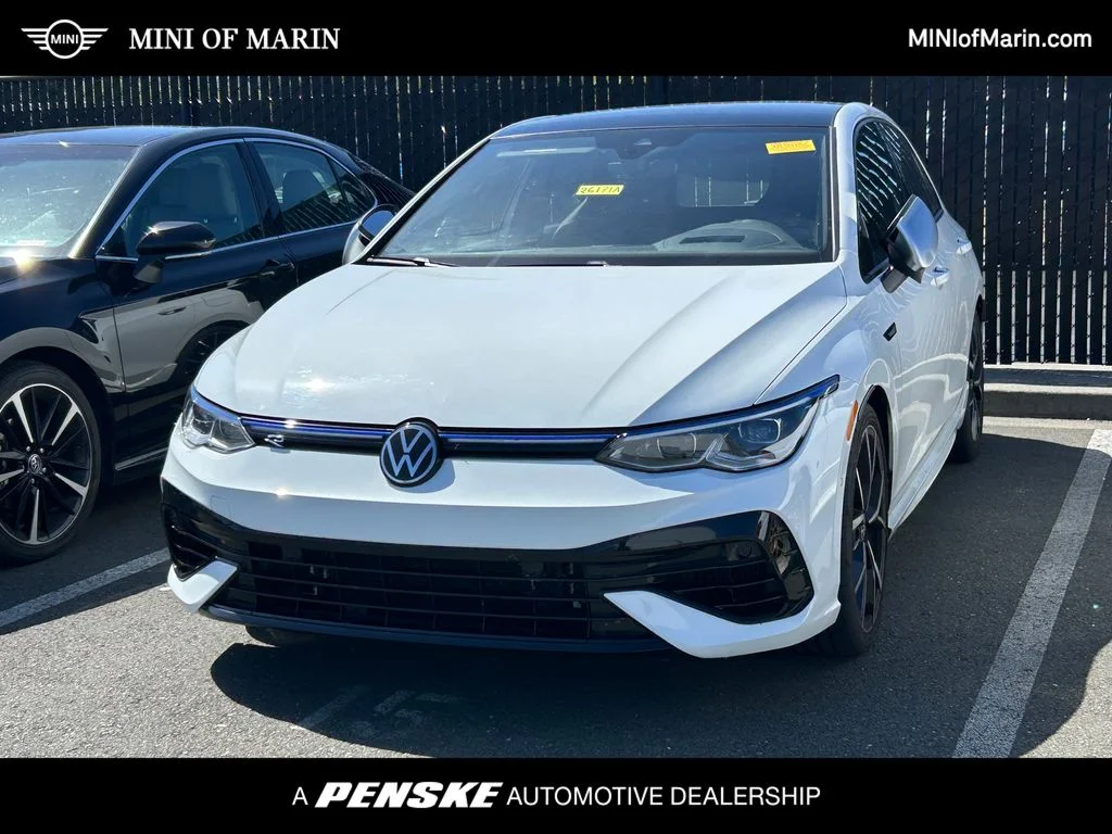 2024 Volkswagen Golf R Golf R 4-door DSG's photo