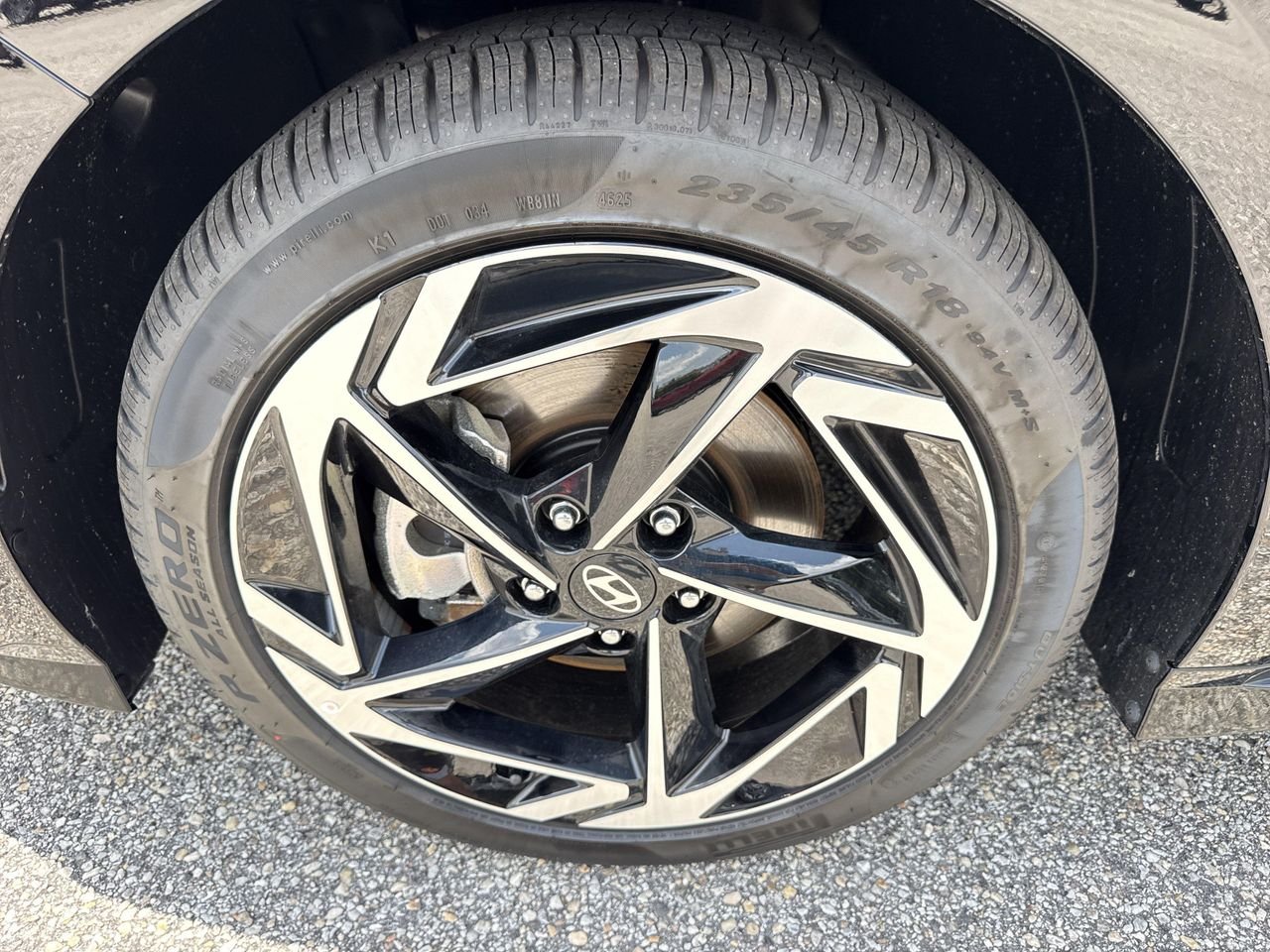 New 2026 Abyss Black Hyundai SEL Sport image 9