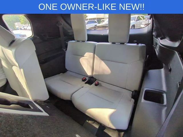 Used 2025 White Mitsubishi SEL image 33