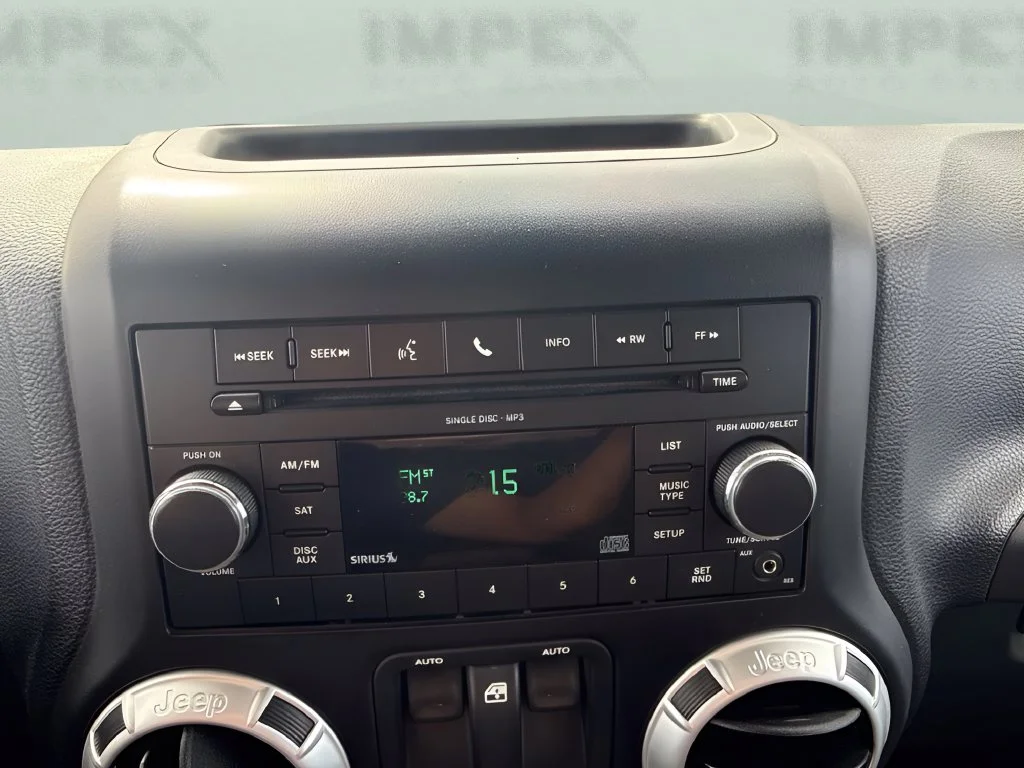Used 2011 Black Jeep Sahara image 16
