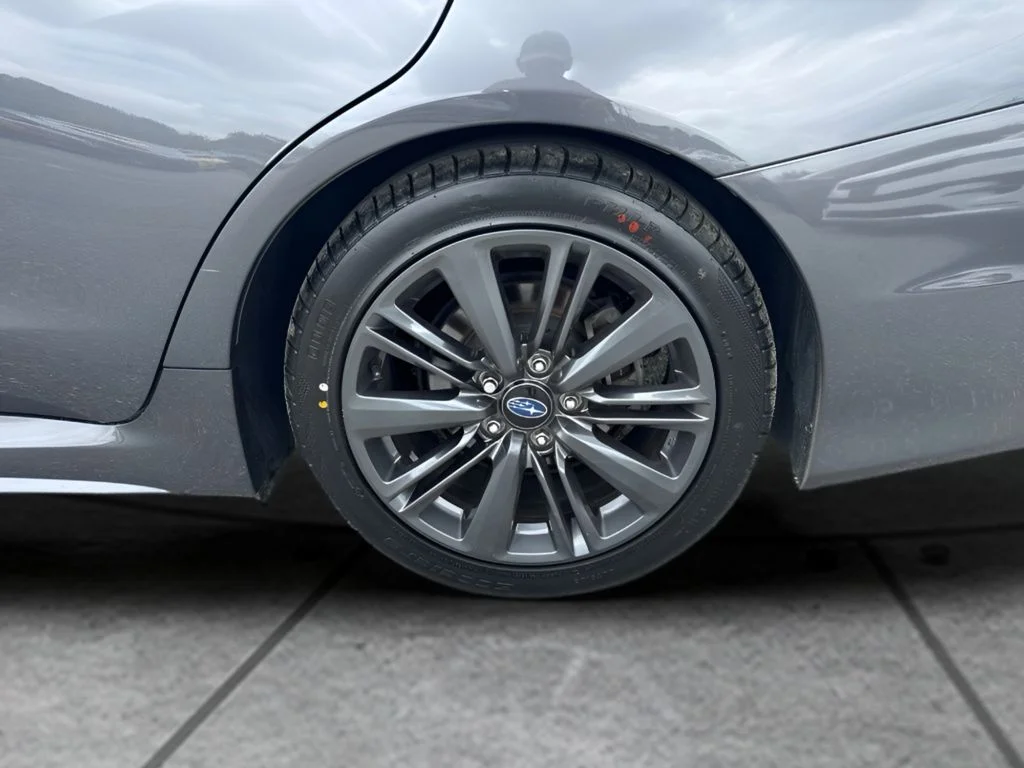 Used 2020 Gray Subaru Base image 22