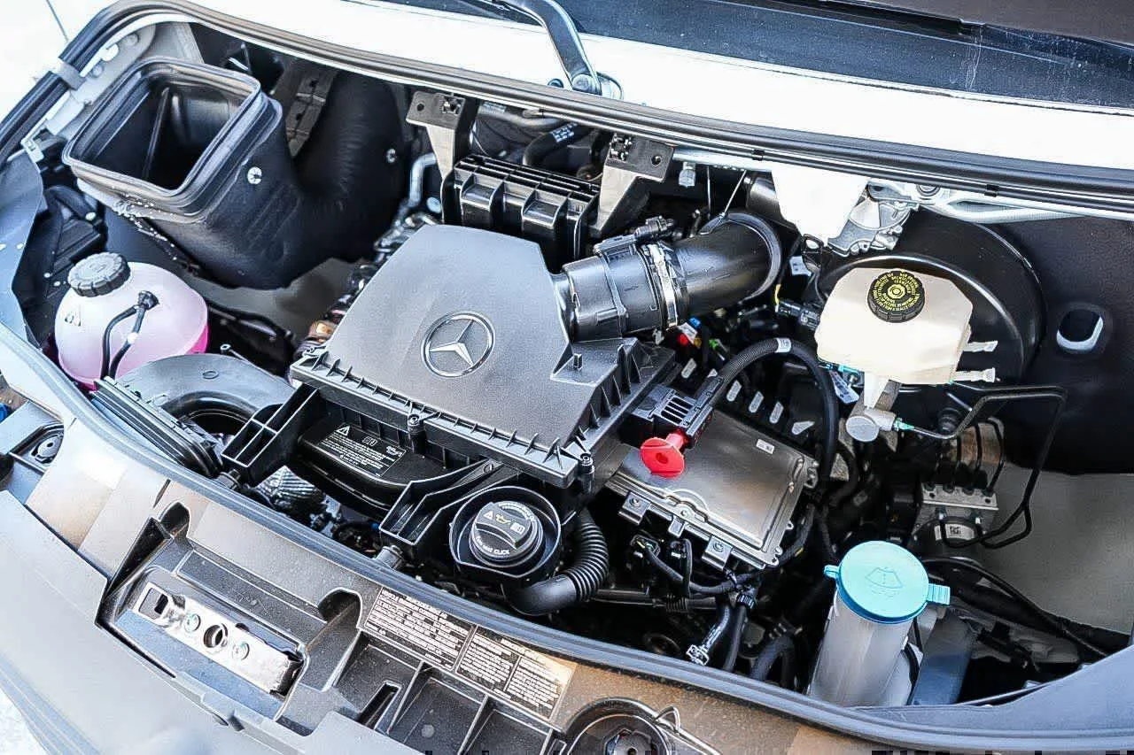 New 2026 Arctic White Mercedes-Benz Cargo 144WB High Roof RWD 2.0L I4 Diesel Turbo SO image 24