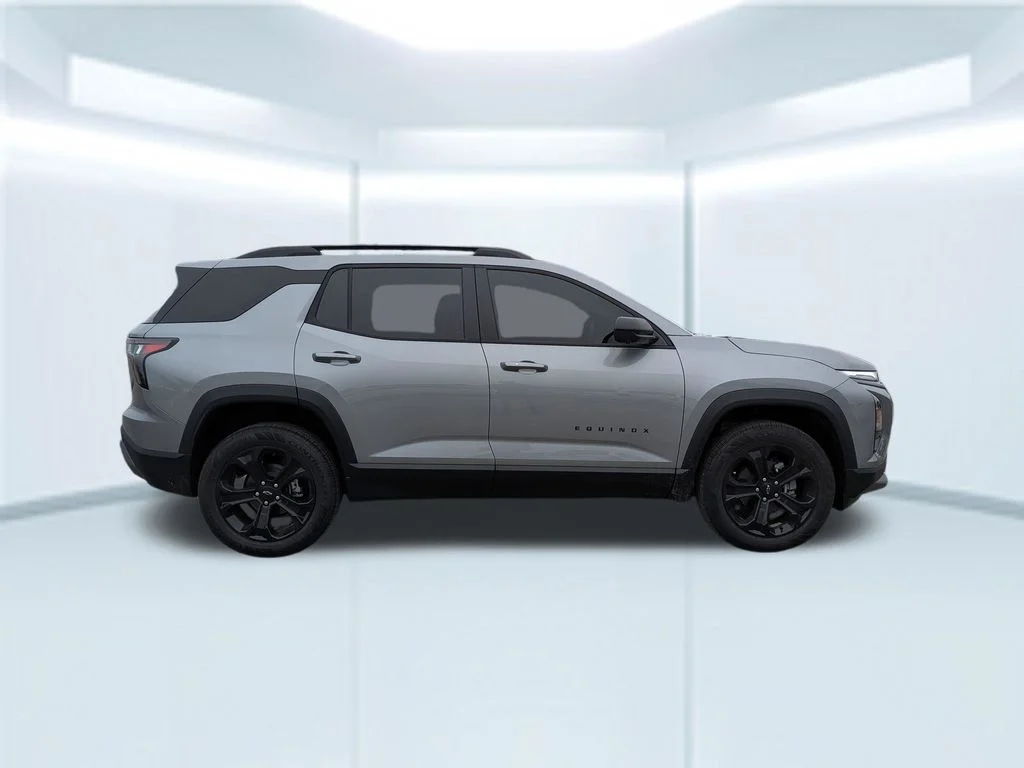 2026 Chevrolet Equinox LT - Photo 7