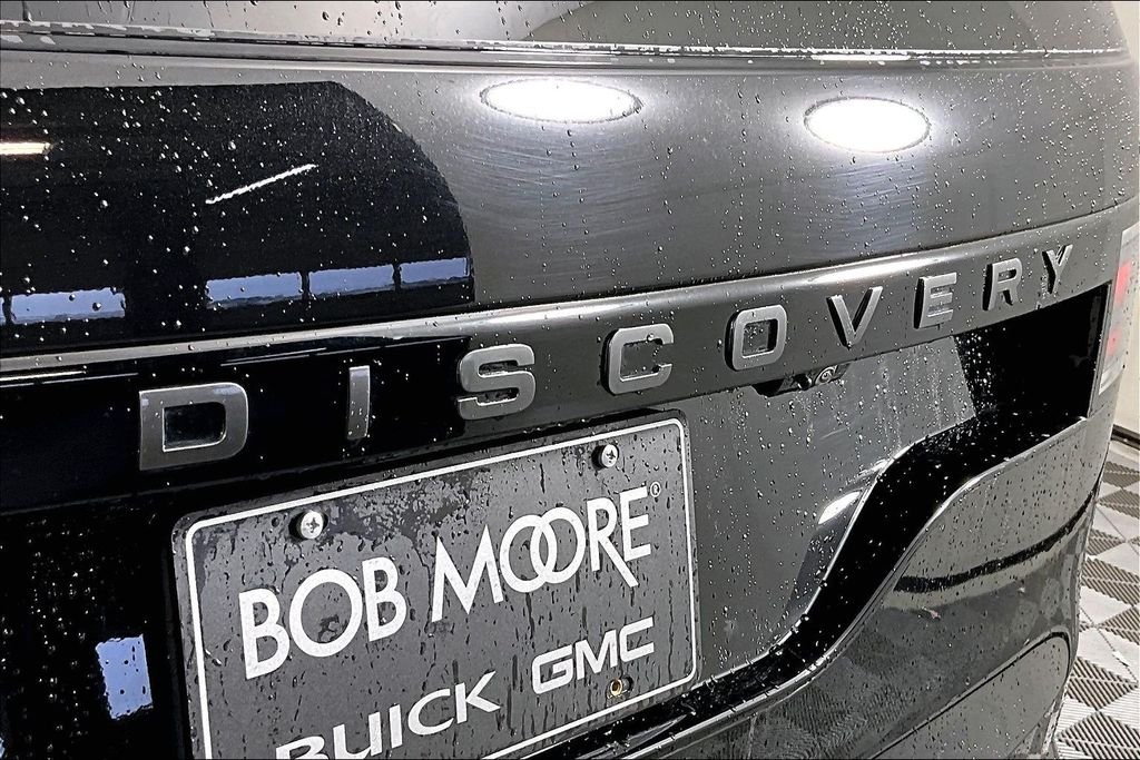 Used 2024 Black Land Rover Dynamic SE image 22