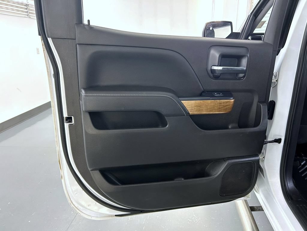 2018 Chevrolet Silverado 1500 LTZ - Photo 21