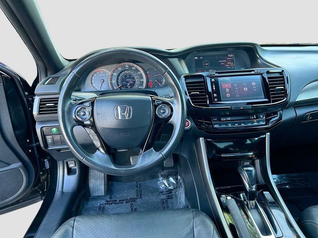 Used 2016 Crystal Black Pearl Honda EX-L image 23