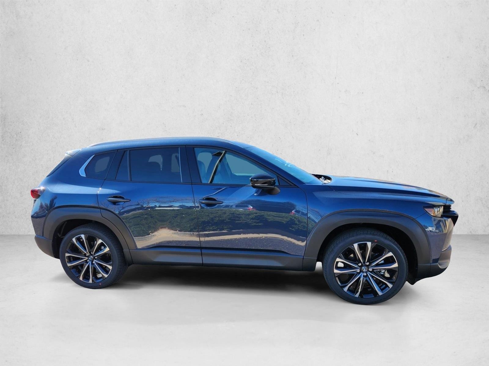 2026 Mazda CX-50 Premium - Photo 6