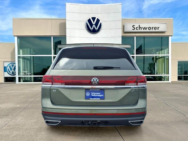 New 2026 Avocado Green Pearl Volkswagen SE w/Technology 4M image 7